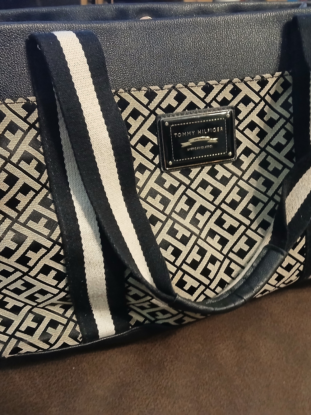Tommy Hilfiger Black & White Logo Tote